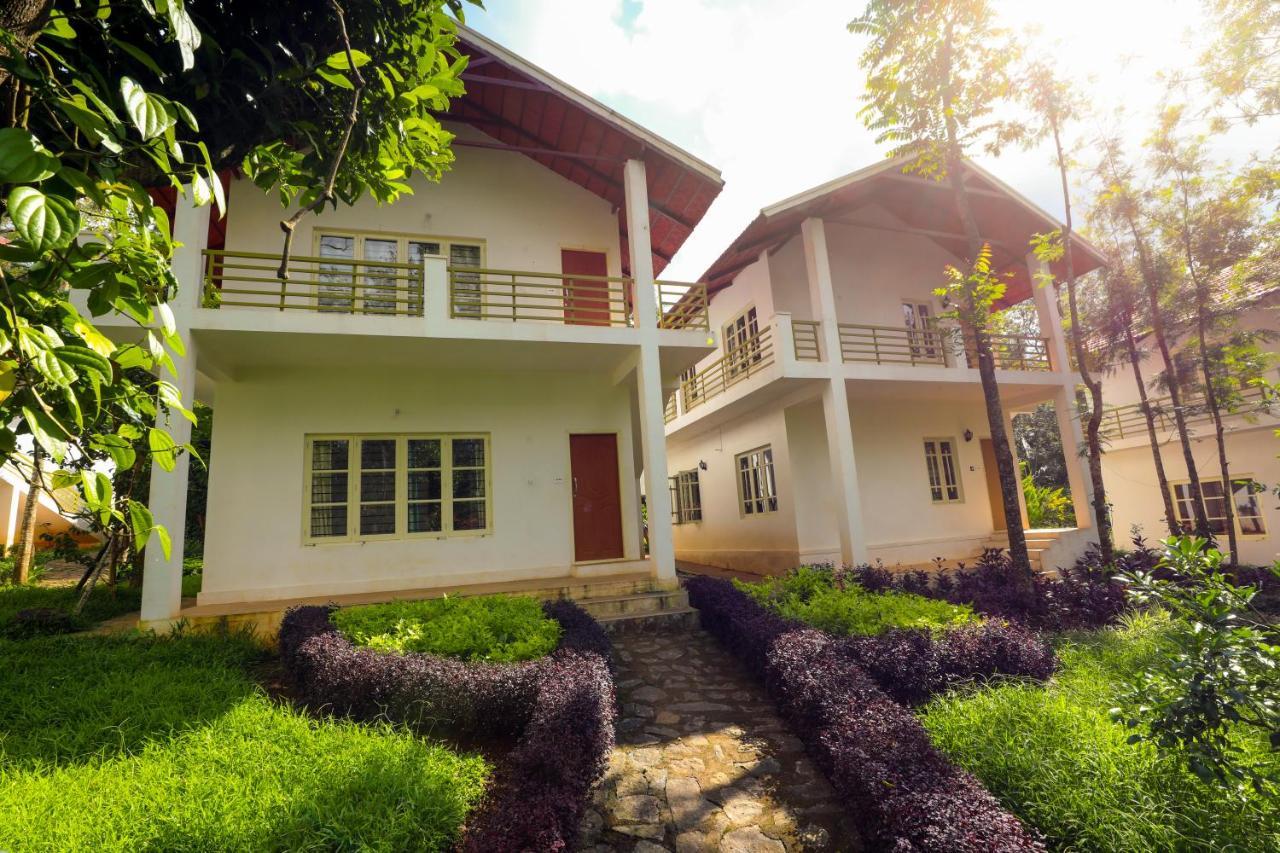 The Blossom Resort - Chikmagalūr Exterior foto